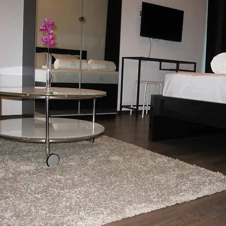 Mnk Apartment